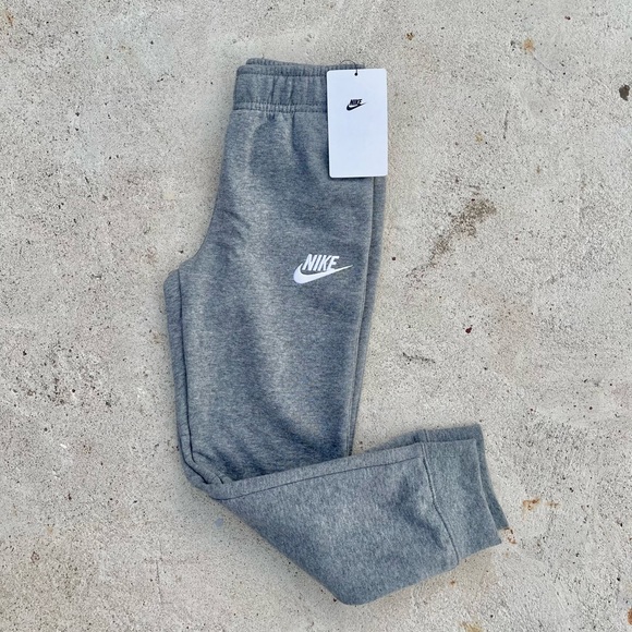NIKE Club Fleece Ribbed Cuff Jogger Pant Size 6 NWT Heather Grey 86B252 GEH - Picture 1 of 6